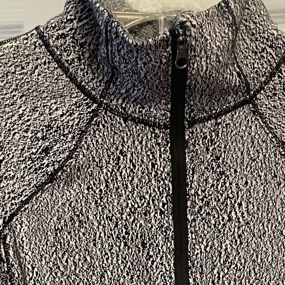 Lululemon athletica Rush Hour 1/2 Zip Running Jacket Size 4 - Picture 3 of 10